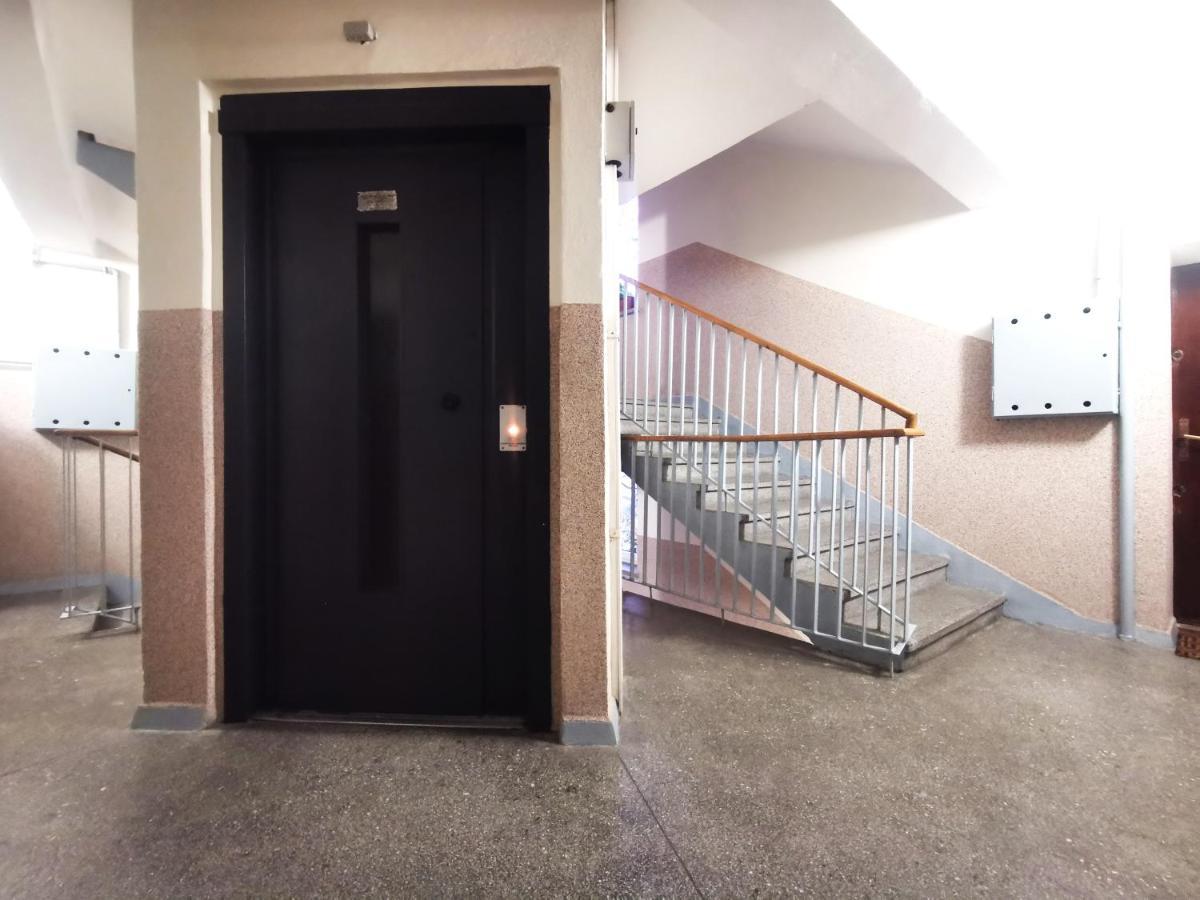Nozownicza Apartment ~ Self Check-In 24H ~ Lift Вроцлав Екстериор снимка